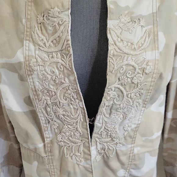 Venezia Cream Cotton Jacket - Picture 4 of 6